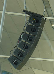 D&B Q1 Linearray